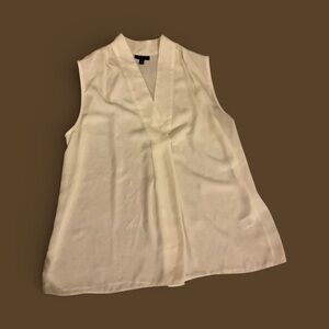 Chic V-neck Sleeveless Cream Blouse